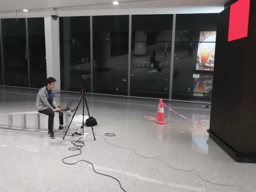 J9����|����վ����